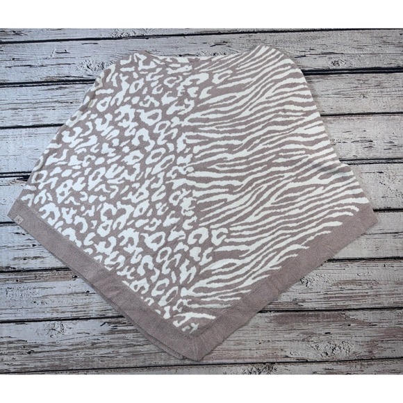 Barefoot Dreams Sweaters - Barefoot Dreams Animal Print Taupe Poncho Cape one size‎